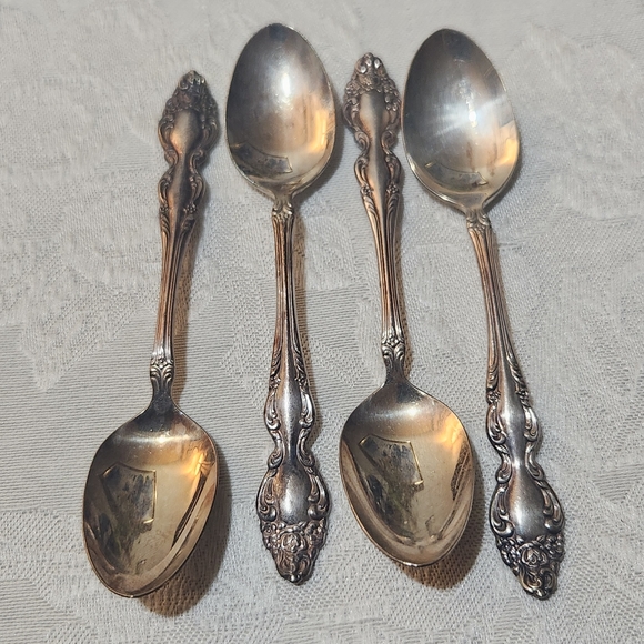 Vintage Rogers & Bros Oneida Demitasse teaspoons set of 4 - Picture 3 of 6